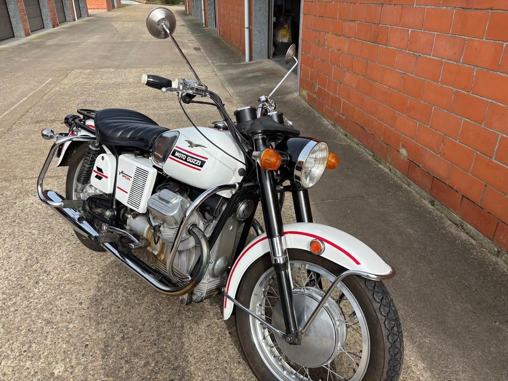 Moto Guzzi V7 Special, Motoren