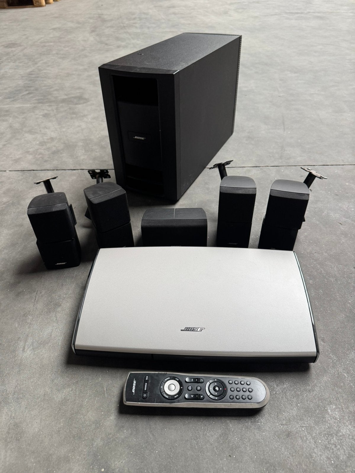 Bose Lifestyle T20 Home Theater System 5.1 + wandbeugels, Gebruikt, 5.1-systeem, Overige spelers, Ophalen
