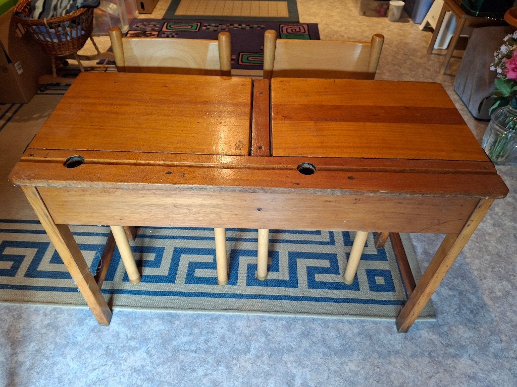 Ancien bureau d'école en très bon état, Enlèvement