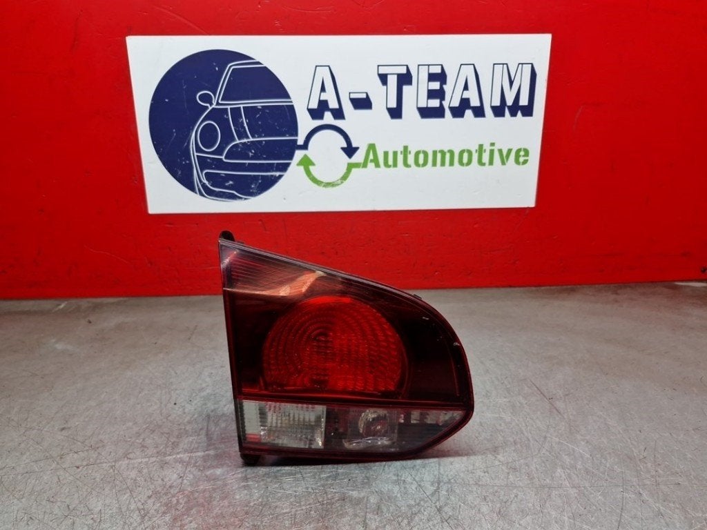 FEU ARRIÈRE GAUCHE Golf VI (5K1) (|5K0945093AA|), Volkswagen, Volkswagen AG, Utilisé, Kundenbetreuung@volkswagen.de