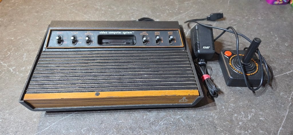 Atari 2600 bois, Consoles de jeu & Jeux vidéo, Enlèvement ou Envoi, Utilisé, Atari 2600