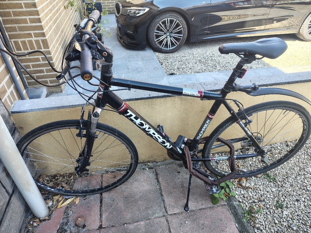 Thompson Cosmos Trekkingfiets, Fietsen en Brommers, 28 inch, Gebruikt, Vering, Velgrem