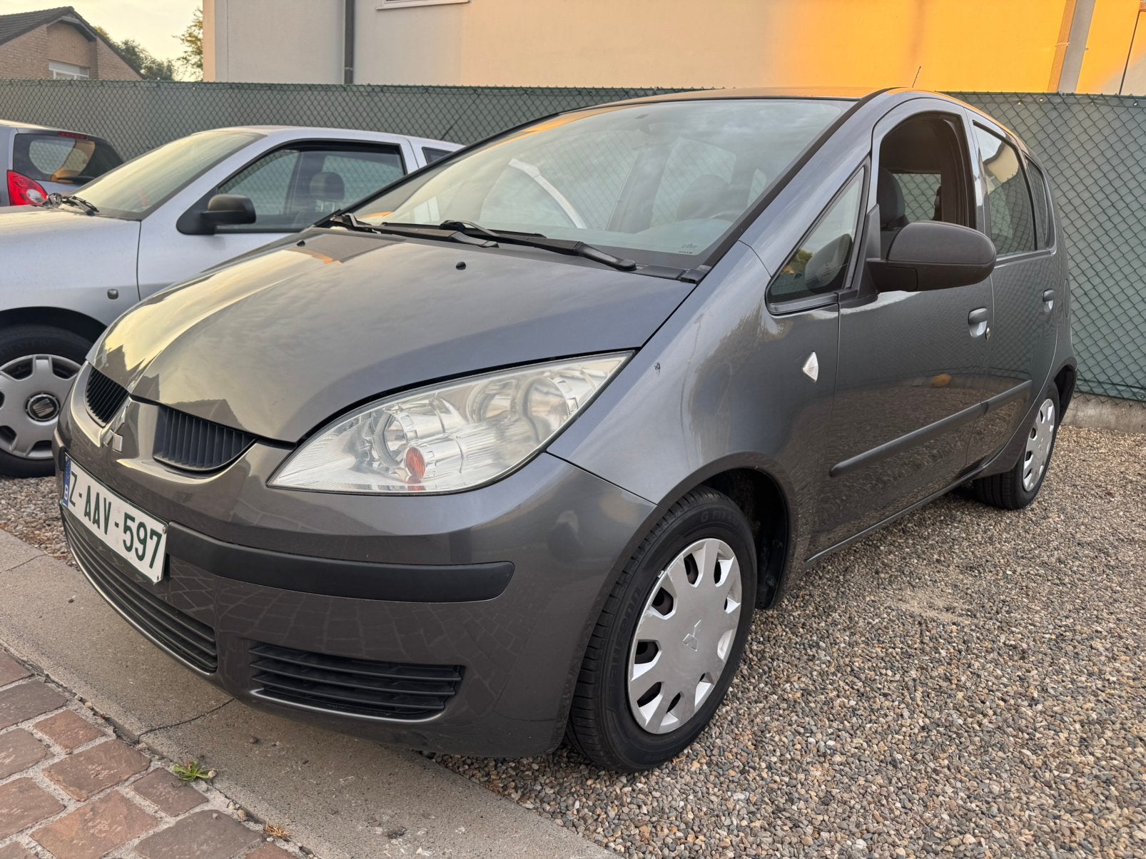 Mitsubishi colt 1.1i 2004 145000km 5drs! Gekeurd!, Autos, Achat, Entreprise, Colt, Radio