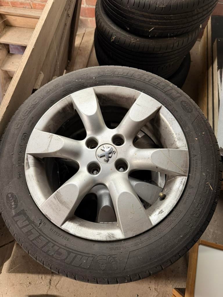 Peugeot velg met band, Auto-onderdelen, Ophalen, Band(en)