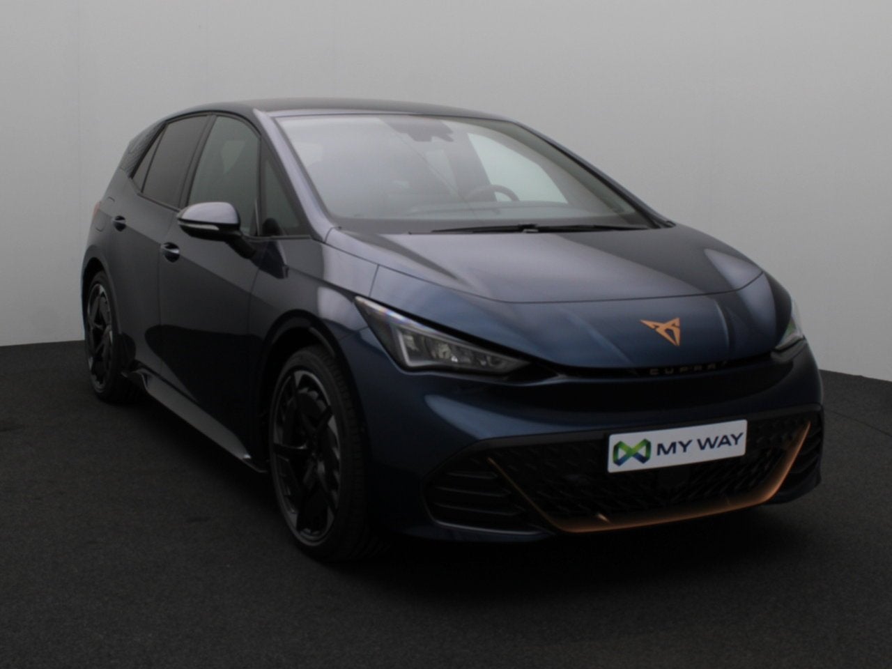 Cupra Born Born eBoost Business 231ch (170kW) v 79 kWh, Autos, Achat, Berline, Automatique, Bleu