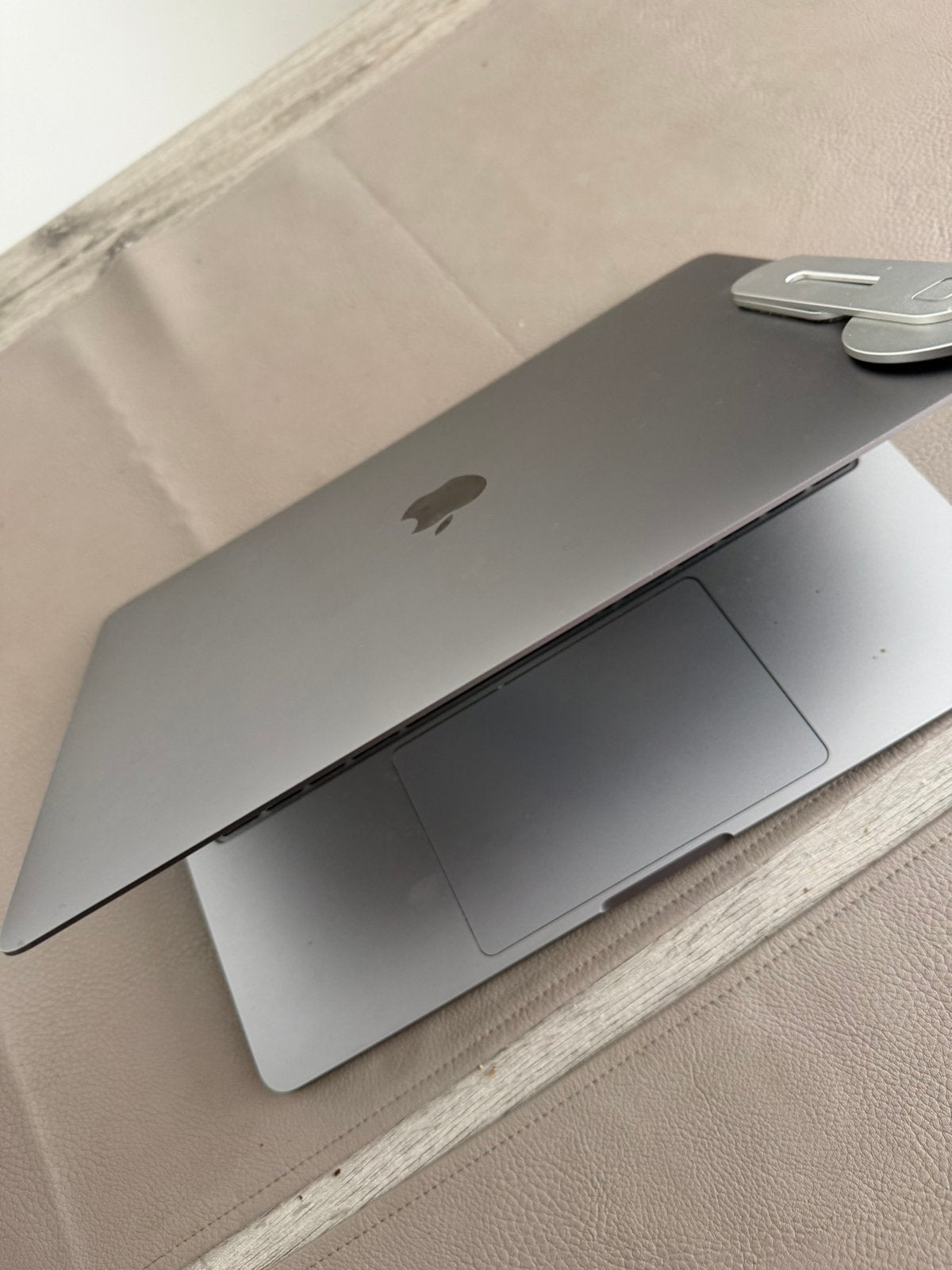 Macbook pro 13 pouse 265gb, Computers en Software, MacBook Pro, 256 GB, 13 inch, Nieuw