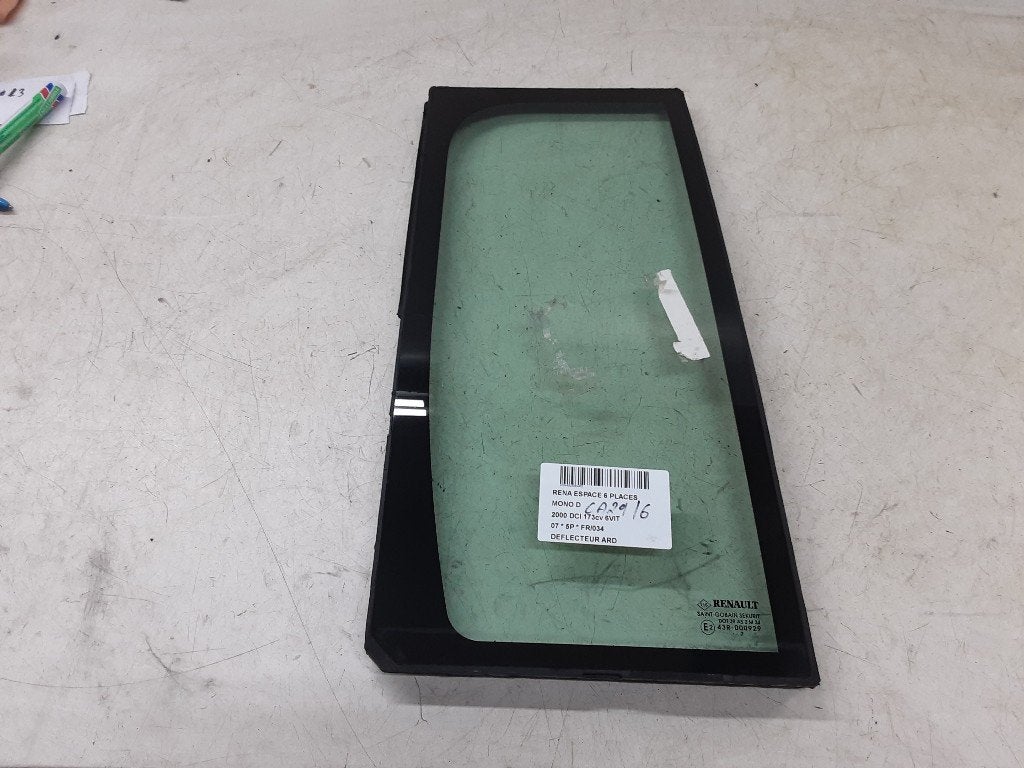VITRE ARRIERE DROITE Renault Espace (JK) (01-2002/03-2015), Autos : Pièces & Accessoires, Renault, Mevr. I. Hauben, Utilisé, Rue de l'Espoir 34 34
4030  GRIVEGNÉE, BE