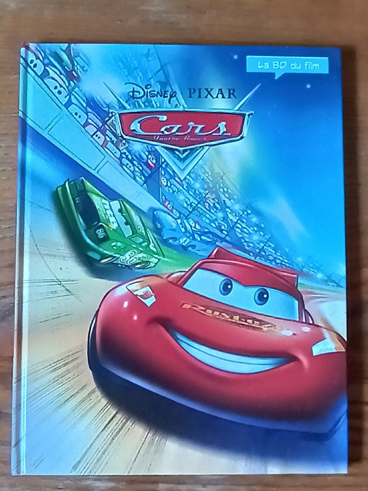 2 livres BD du film * Cars & les Indestructibles Disney, Livres, Enlèvement ou Envoi, Comme neuf, Disney, Fiction général