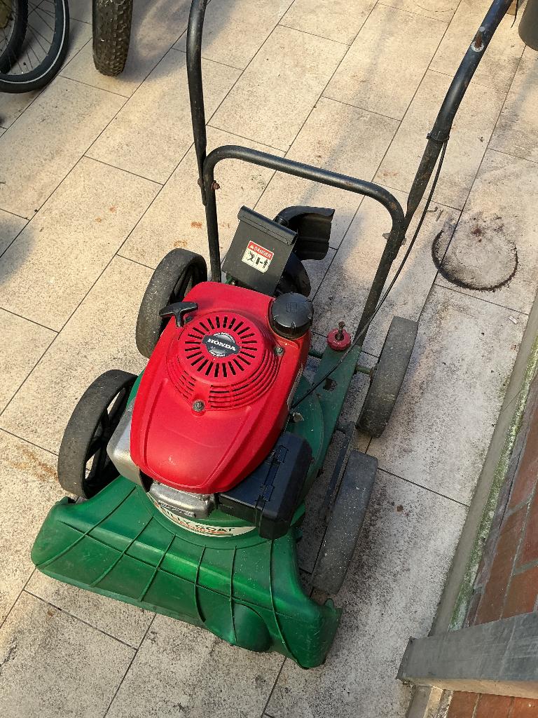 Aspirateur tout-terrain prof. Billy Goat KV650H (Honda M), Jardin & Terrasse, Souffleurs de feuilles, Enlèvement