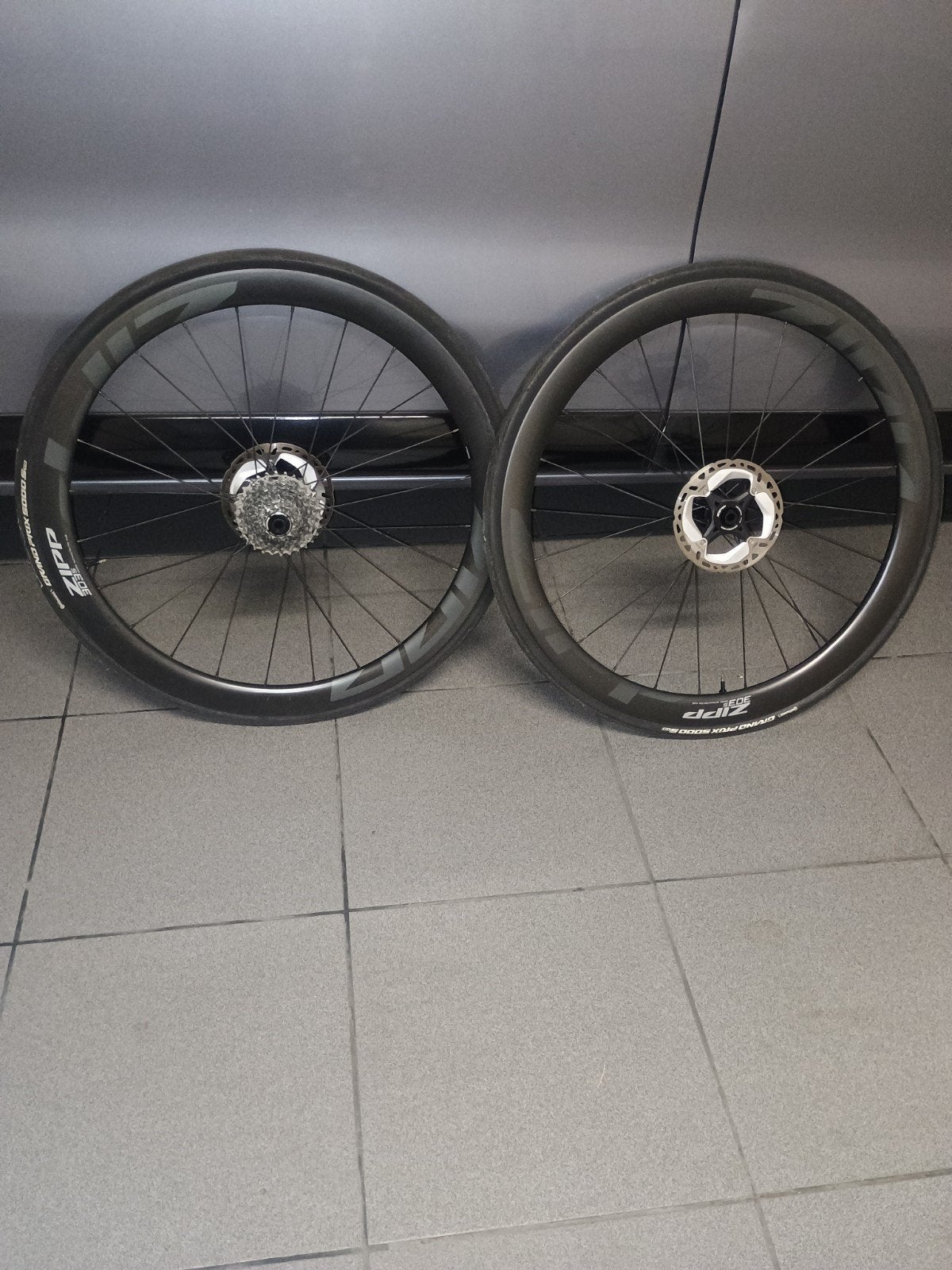 Zipp 303s, Ophalen, Carbon