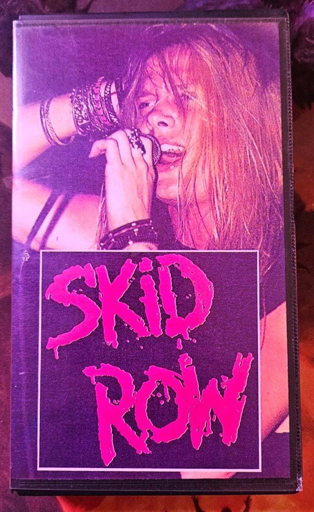 Skid Row - Live Budokan Tokyo (VHS bootleg non officielle), Anglais, Tous les âges, Enlèvement, Utilisé