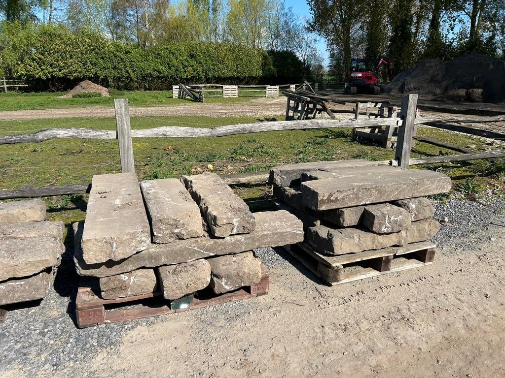 Oude veldboordstenen in arduin, Ophalen, Gebruikt