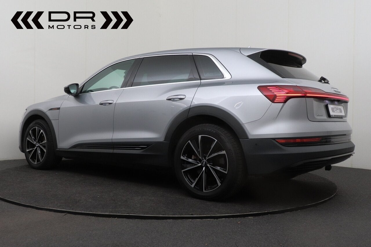 Audi e-tron 55 - AIRSUSPENSION - CAMERA, Auto's, Audi, Zwart, 0 kg, 408 pk, 5 zetels