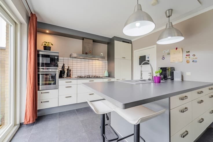 Complete Ixina keuken met eiland AEG 90cm gas kookplaat, Ophalen, Gebruikt, Met kookeiland, Enkelwandige keuken