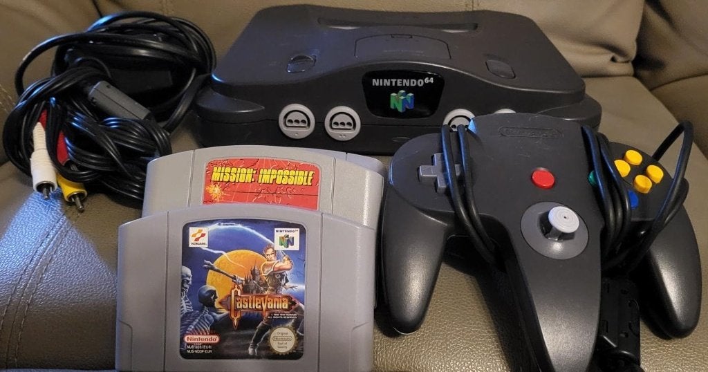 Nintendo 64 + Castlevania64 + Rumble pack aan Spotprijs, Games en Spelcomputers, Ophalen of Verzenden, Gebruikt, Met 1 controller