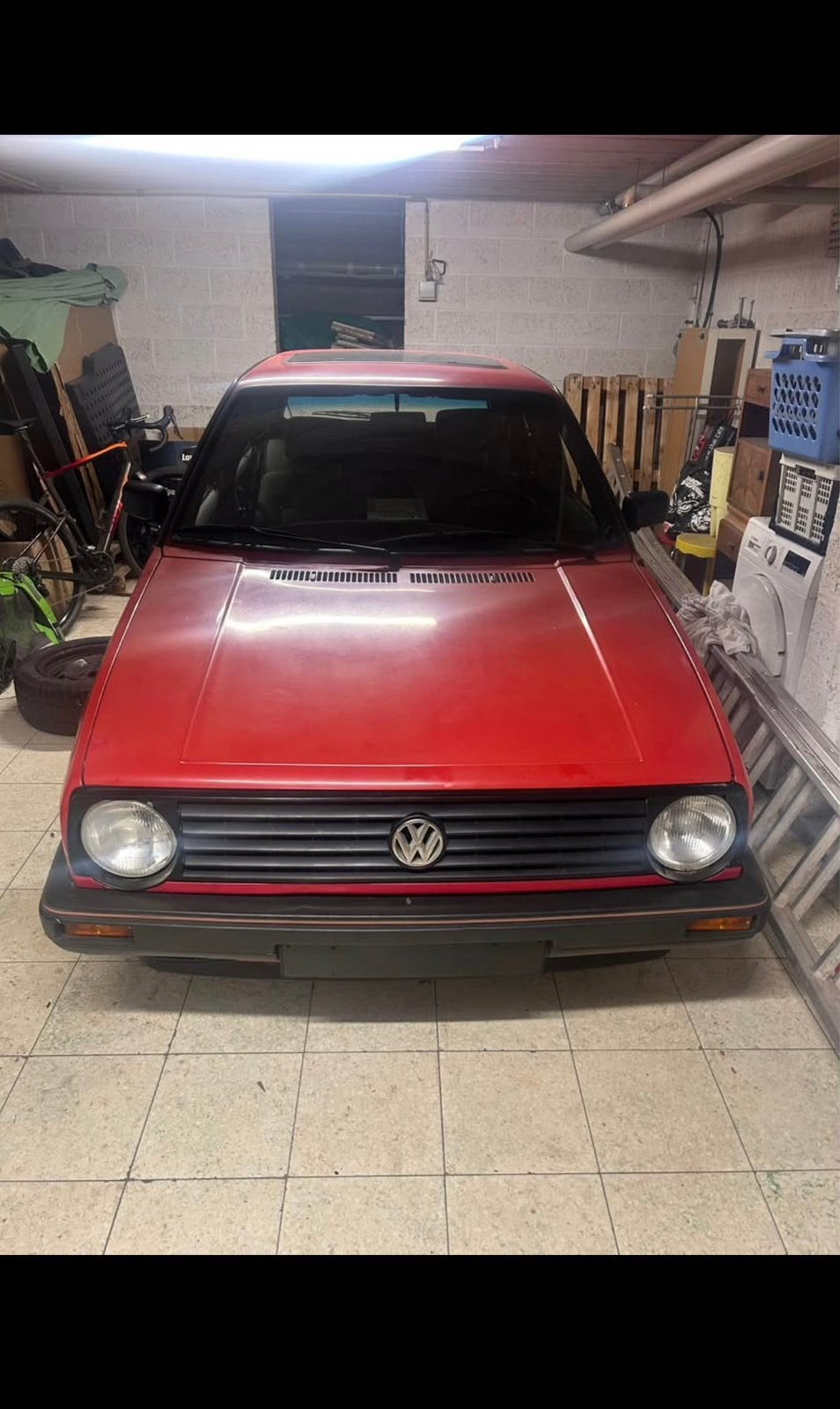 Volkswagen Golf 2, Auto's, Voorwielaandrijving, 5 deurs, Te koop, Rood