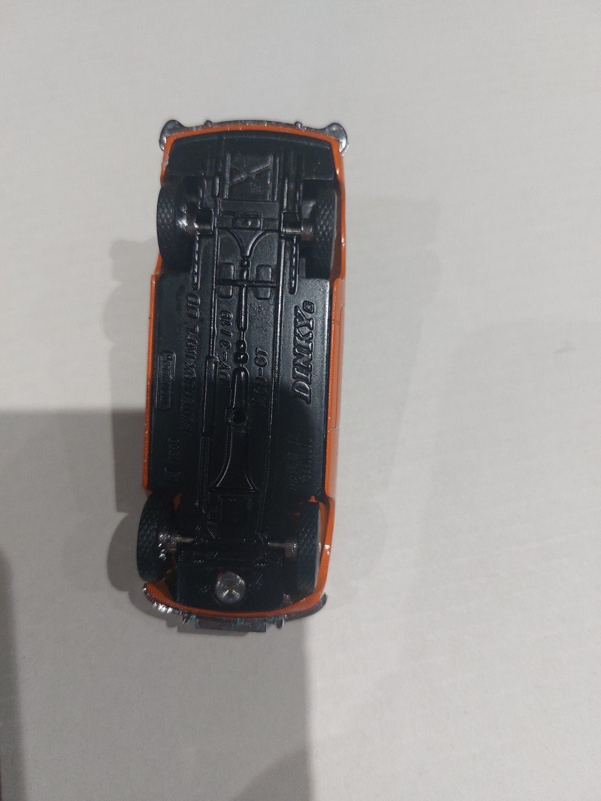 voiture miniature MG B GT 1965 orange, Enlèvement, Voiture, Matchbox