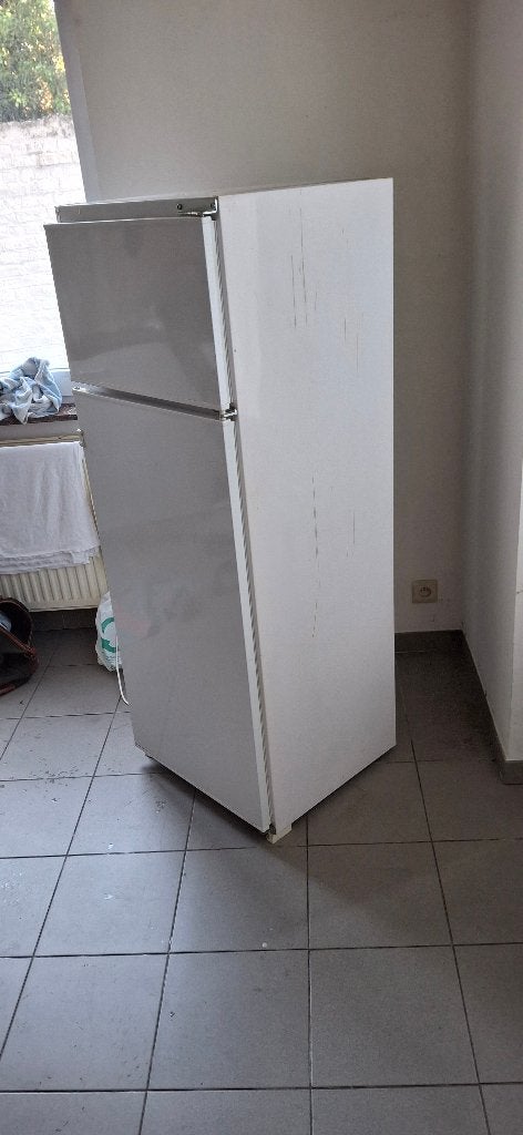 lave linge utilisé 1 an avec frigo quasi neuf, Enlèvement ou Envoi, 85 à 90 cm, 4 à 6 kg, Comme neuf