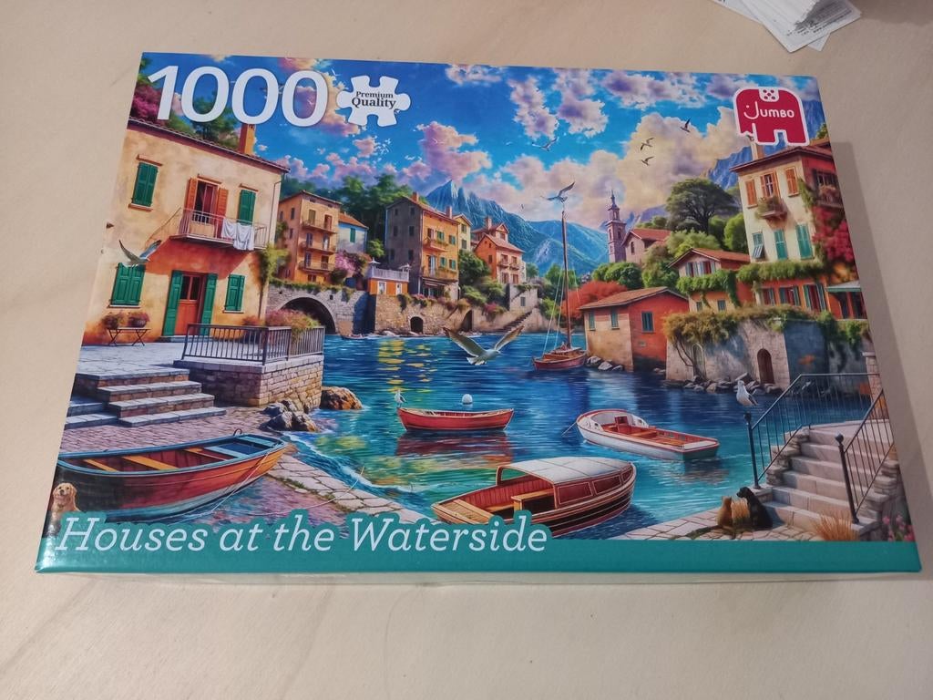 Puzzle Jumbo 1000 pièces - Maisons au bord de l'eau, Hobby & Loisirs créatifs, Sport cérébral & Puzzles, Utilisé, Puzzle, 500 à 1500 pièces
