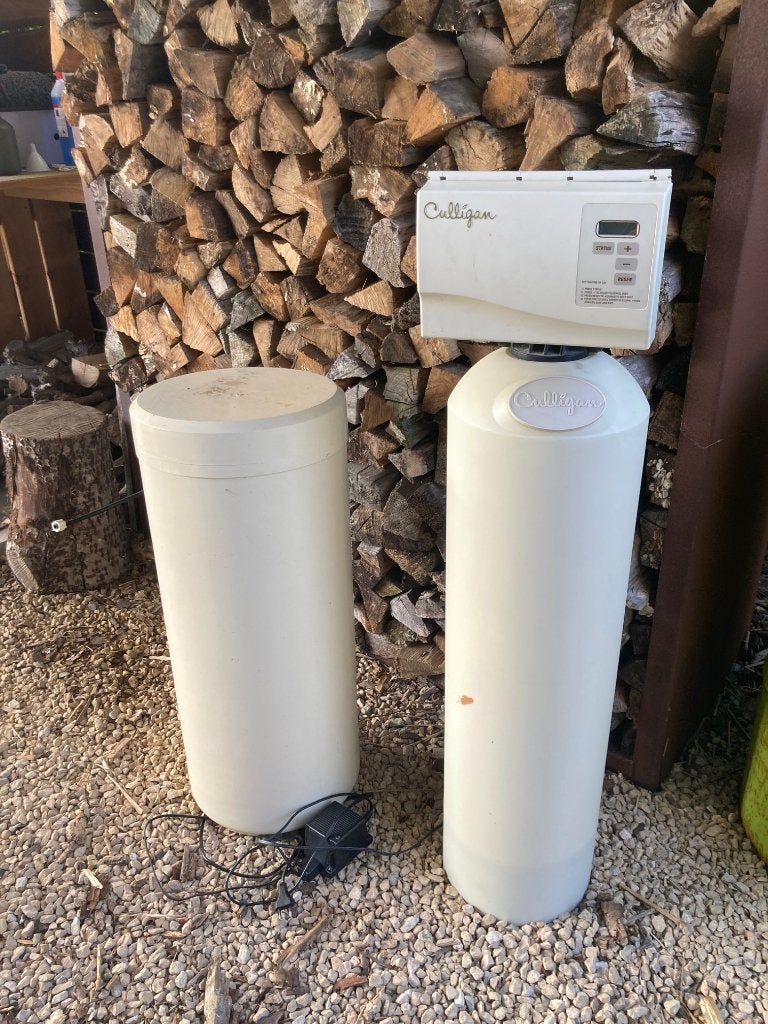Waterontharder Culligan, Ophalen, Zo goed als nieuw, Waterontharder met zout