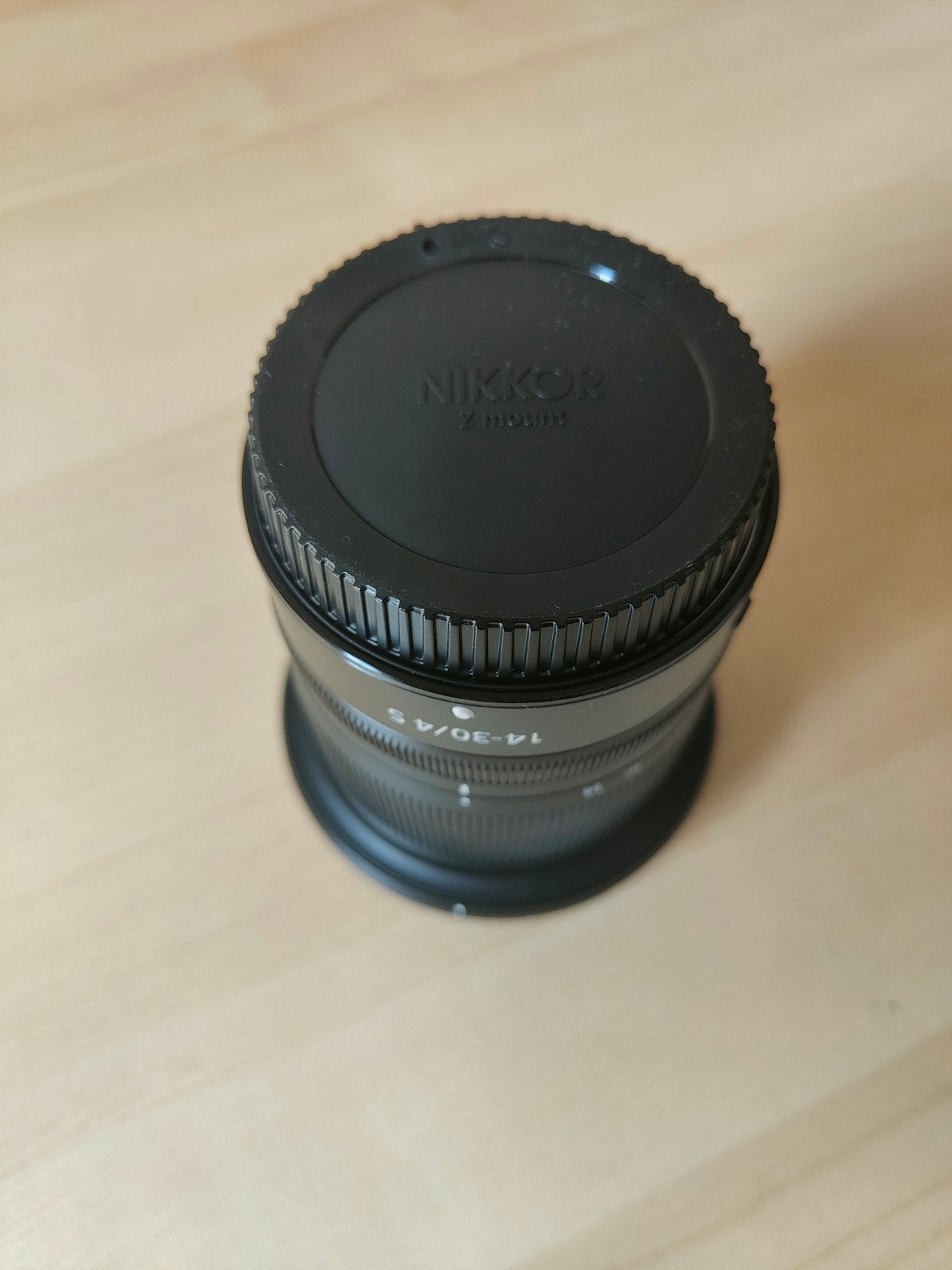 Nikkor 14-30 f4s groothoeklens, Enlèvement, Objectif grand angle