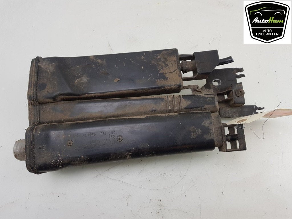 FILTRE A CHARBON Skoda Octavia Combi (5EAC) (|5Q0201801|), Utilisé, Info@skoda-auto.de, Skoda, Max-Planck-Straße  3-5
64331  Weiterstadt, DE