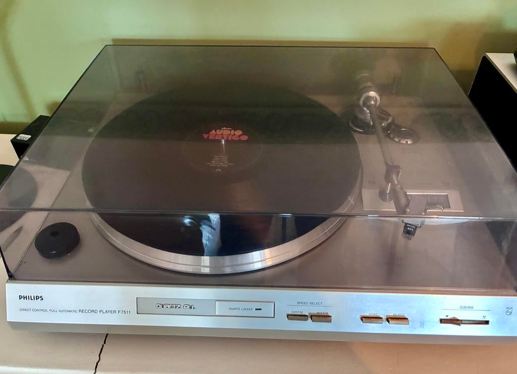 Vintage platenspeler, Audio, Tv en Foto, Platenspelers, Ophalen, Zo goed als nieuw, Platenspeler, Philips