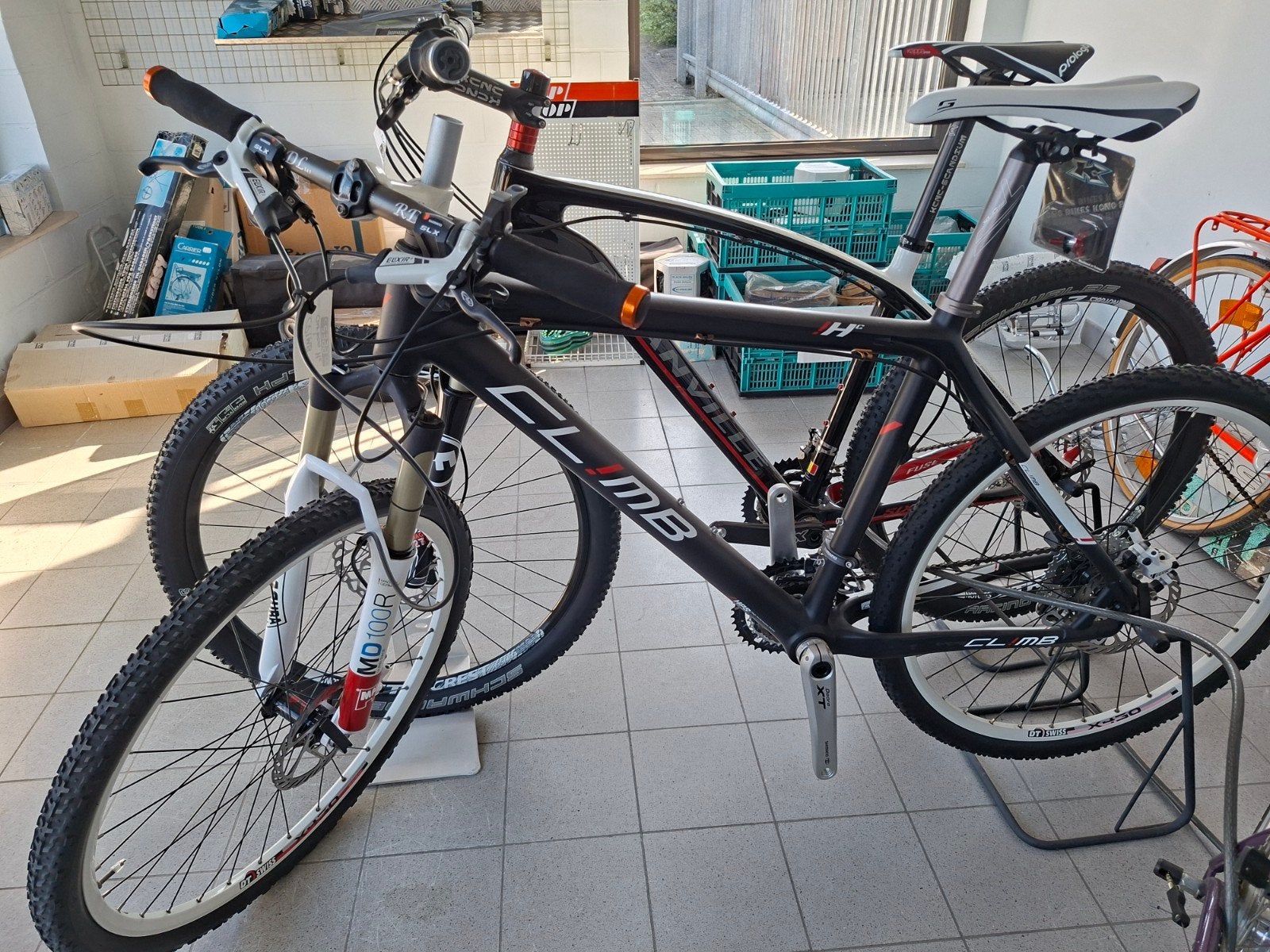 Vélos à vendre, Enlèvement