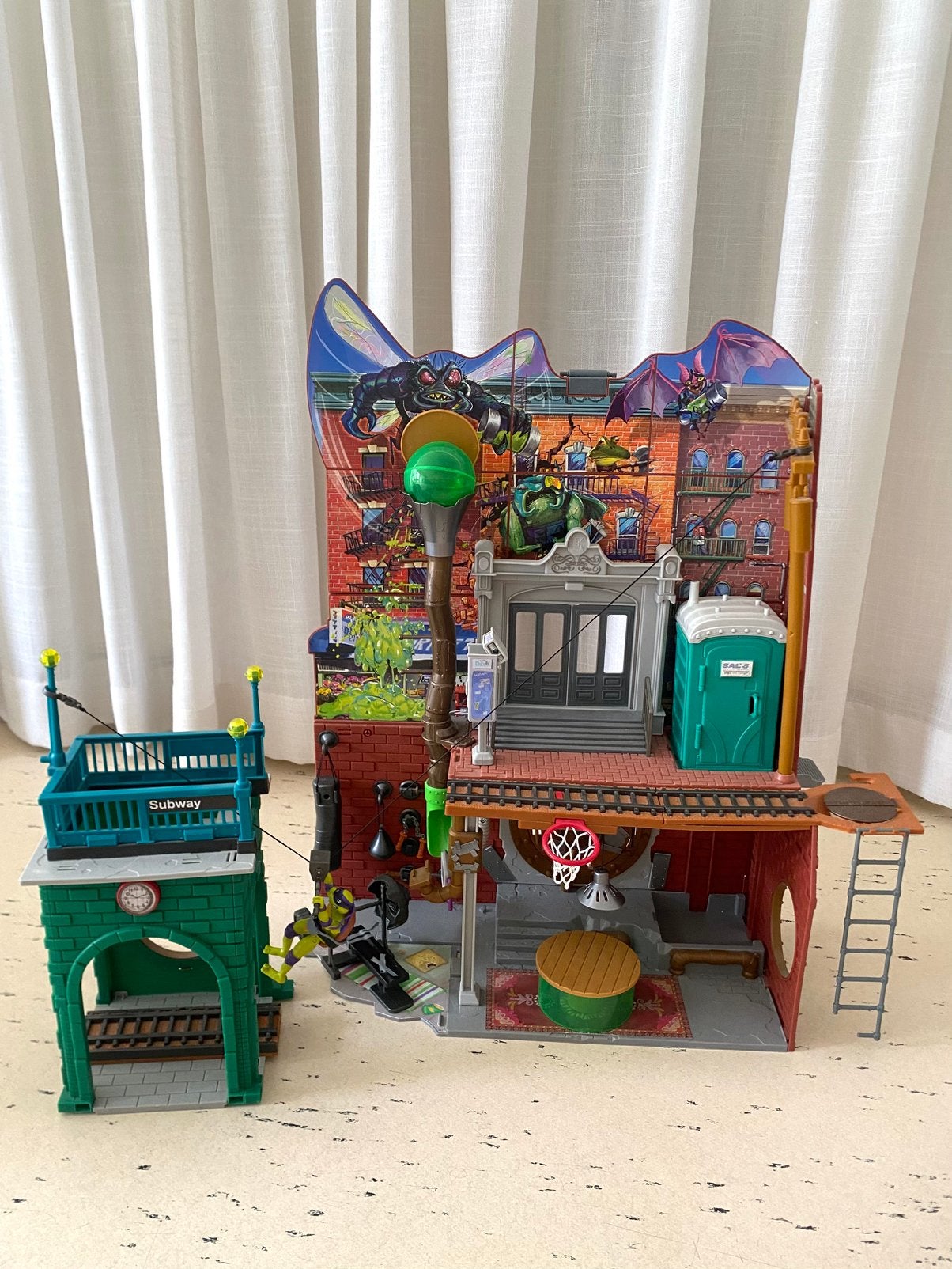Teenage Mutant Ninja huis, Ophalen, Zo goed als nieuw