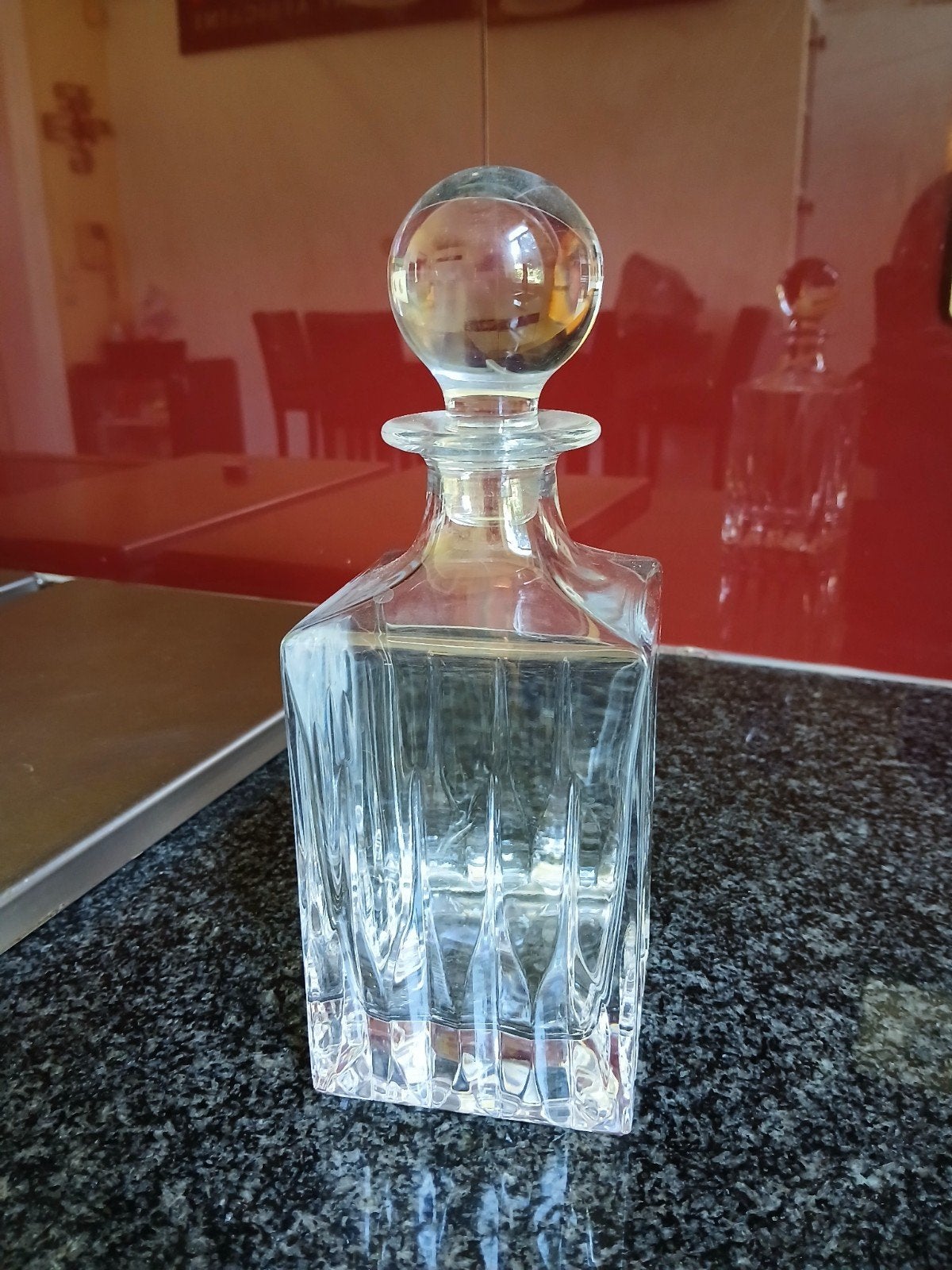 Carafe à Whisky Da Vinci, Enlèvement