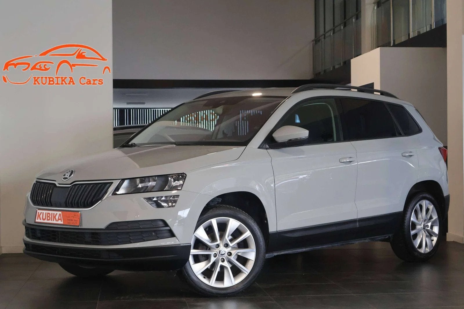 Skoda Karoq Karoq 1.5 TSI ACT DSG Keyless ACC LijnA Garantie, Autos, Argent ou Gris, Entreprise, Noir, 5 places