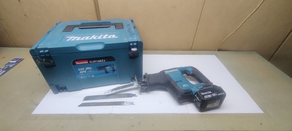 Makita Recipro, Enlèvement, Comme neuf, Scie sabre