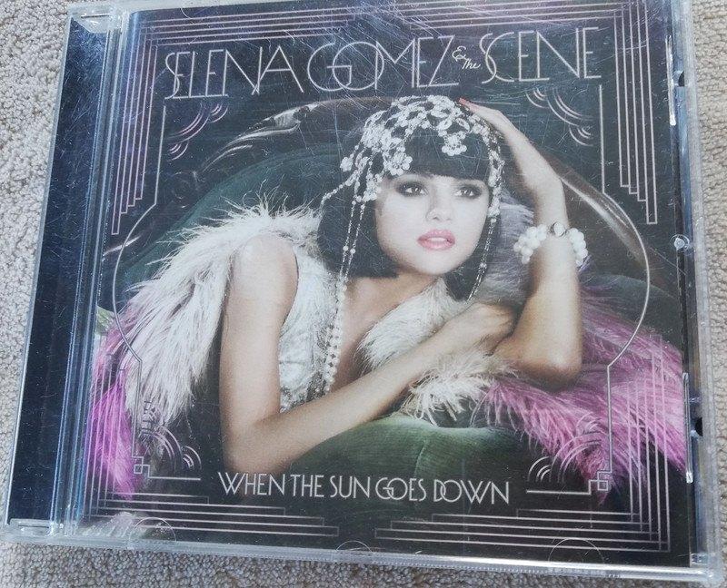 Selena Gomez CD „Als de zon onder gaat”, Ophalen of Verzenden, Zo goed als nieuw