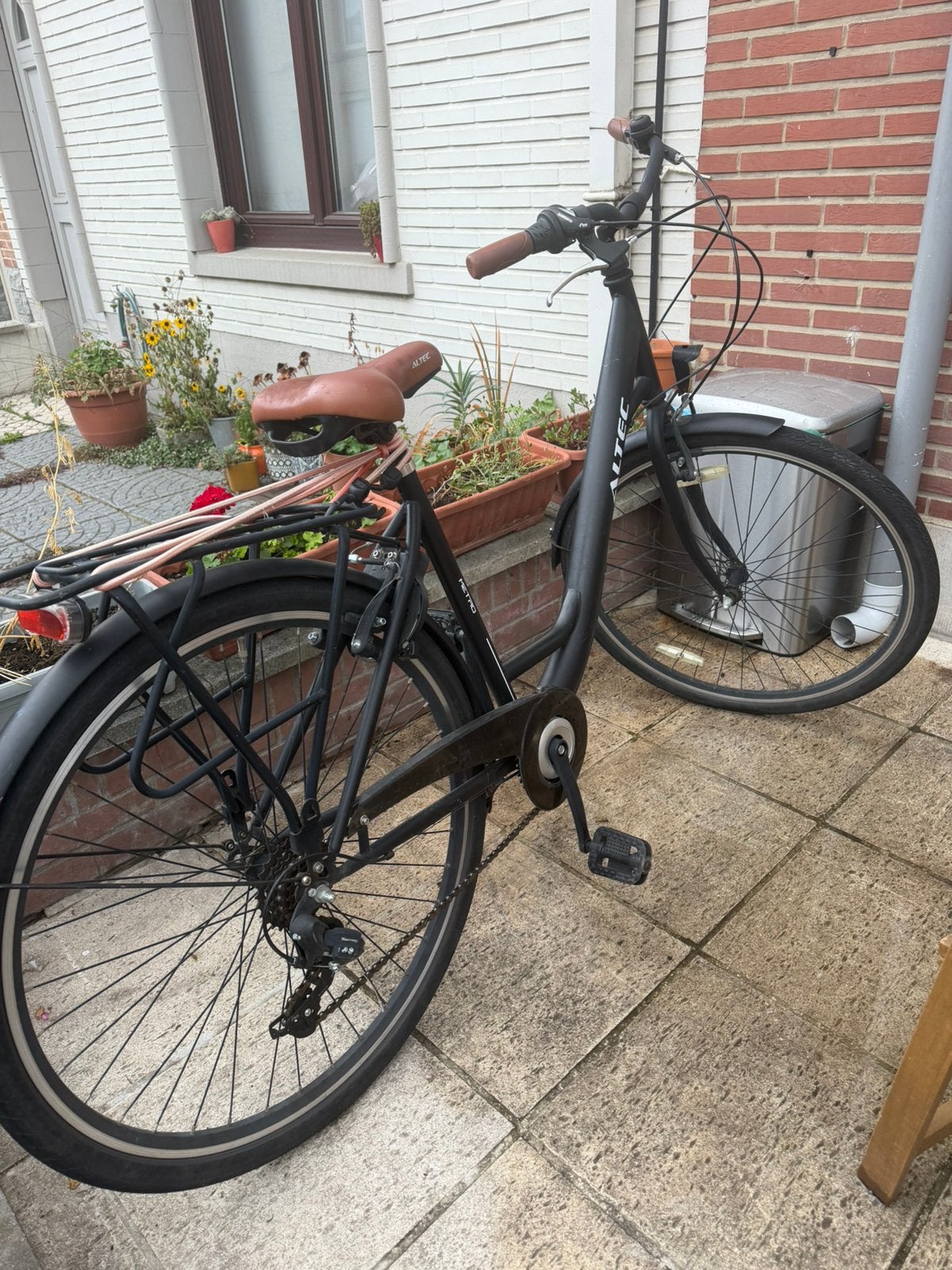 Vélo de ville Altec – 28 pouces – 150 €, Vélos & Vélomoteurs, Enlèvement, Comme neuf, Vitesses