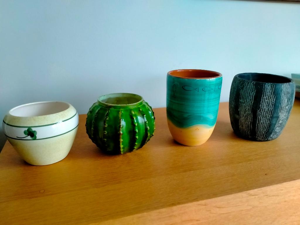 Bloempotten, vazen en kruiken, telkens 3 euro, Huis en Inrichting, Woonaccessoires | Vazen, Zo goed als nieuw, Overige kleuren