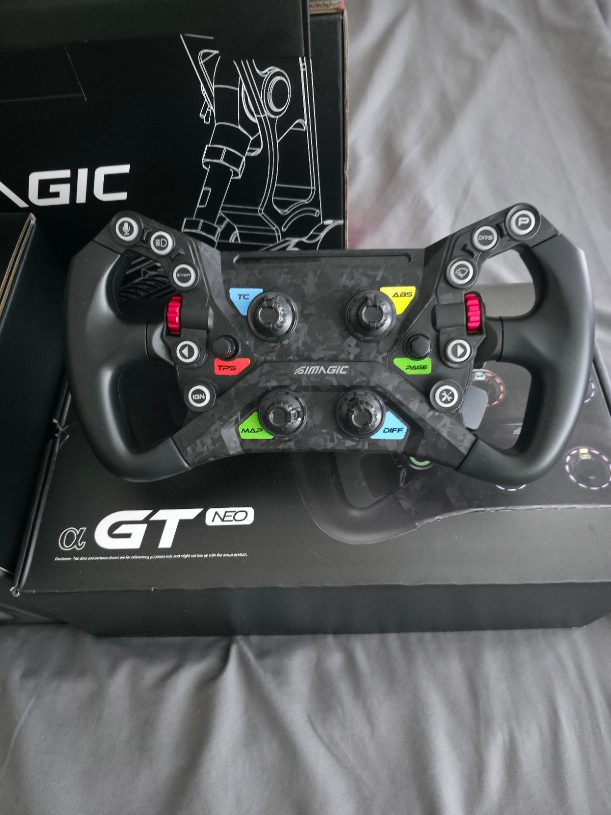 Volledige simracing simagic setup, Computers en Software, Ophalen