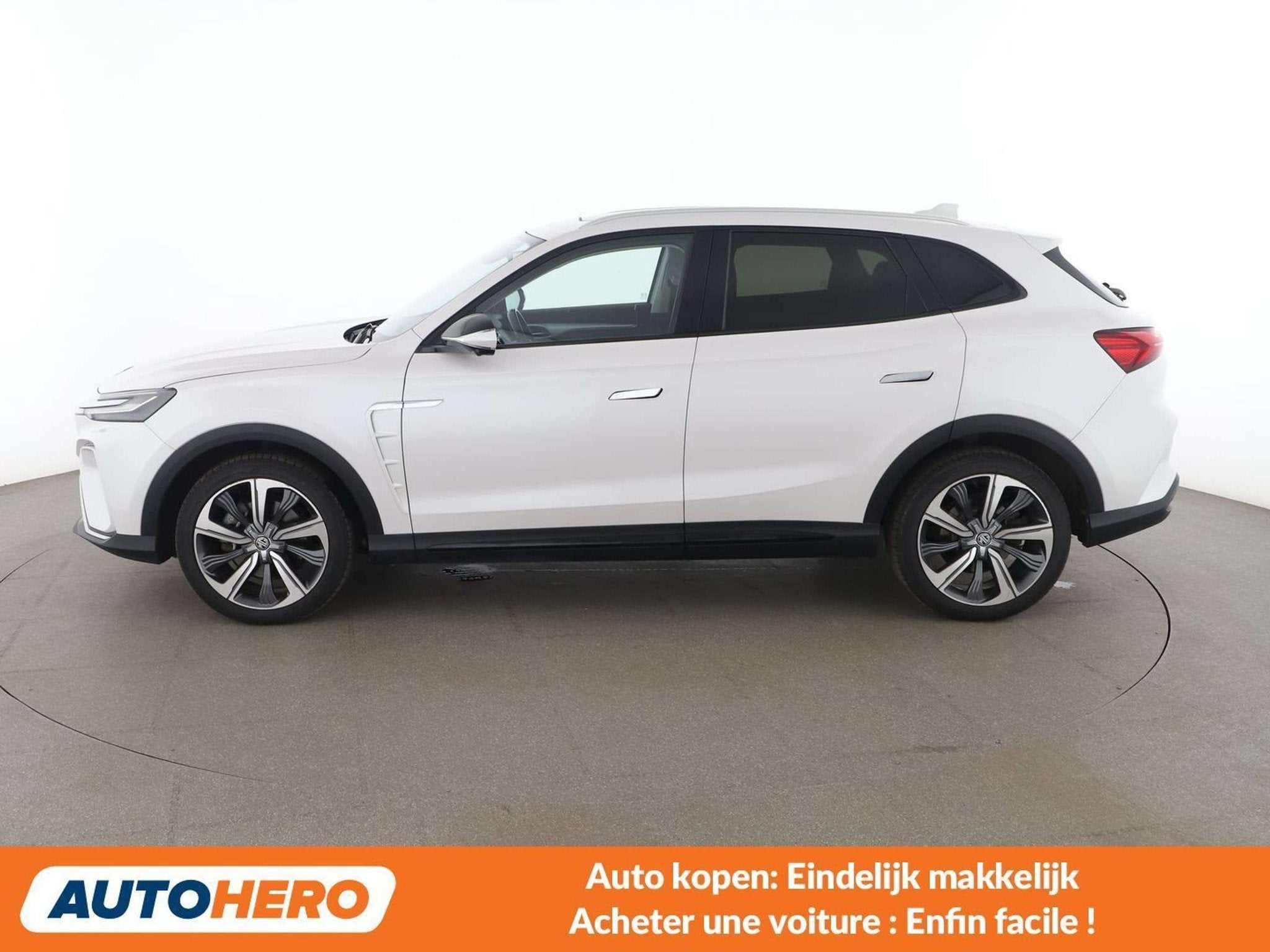 MG Marvel R electric drive 132 kW Luxury (bj 2022), Auto's, MG, Automaat, Wit, Leder, Elektrisch