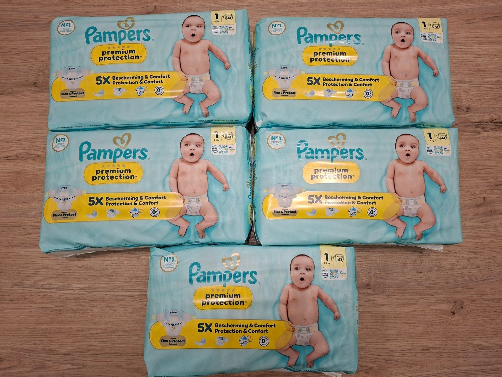 205 Pampers maat 1 (2-5kg), Kinderen en Baby's, Badjes en Verzorging, Ophalen