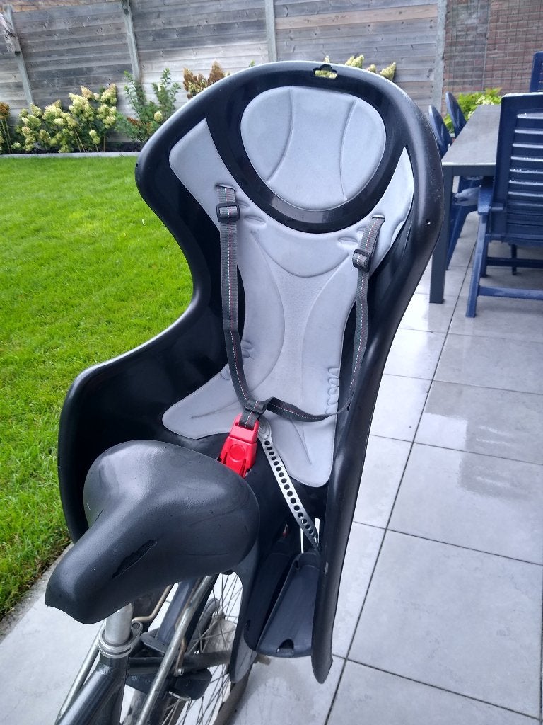 Fietsstoeltje achteraan, Achterzitje, OKBABY, Voetsteuntjes, Zo goed als nieuw