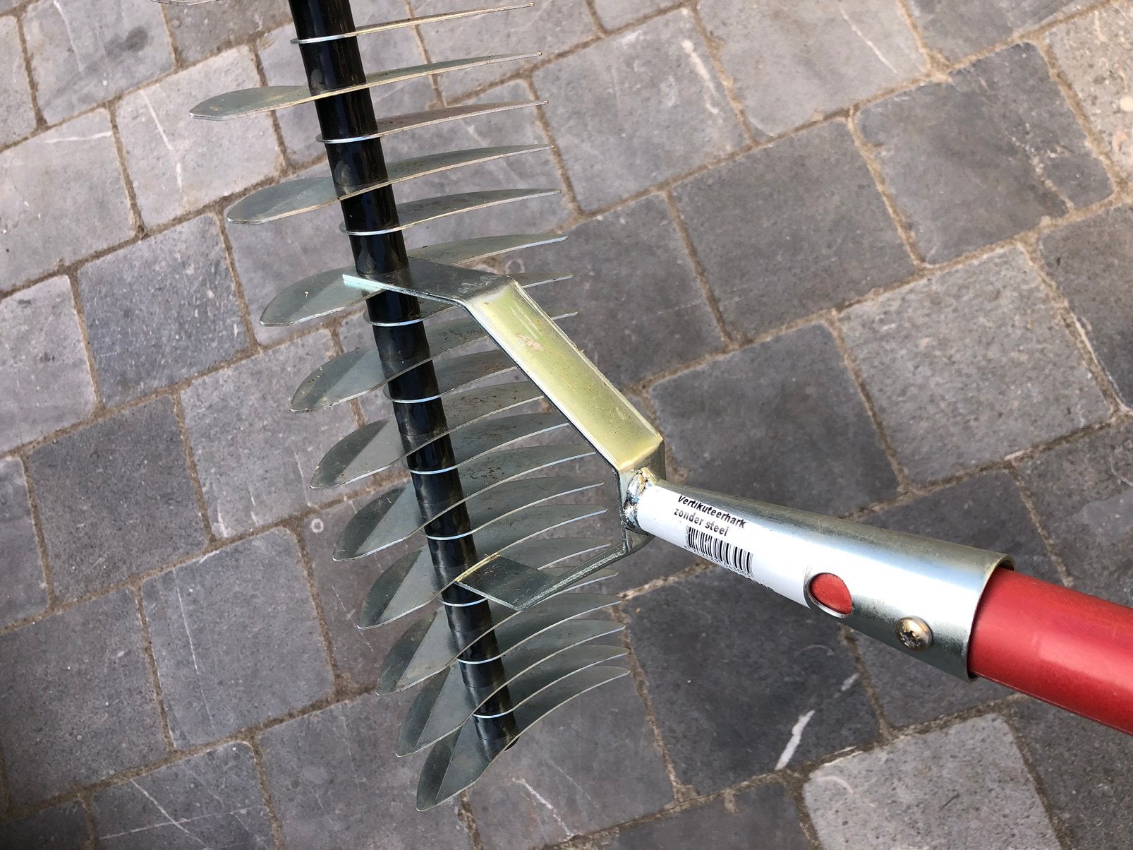 Verticuteerder met steel (polet) nieuw, Tuin en Terras, Ophalen, Zo goed als nieuw