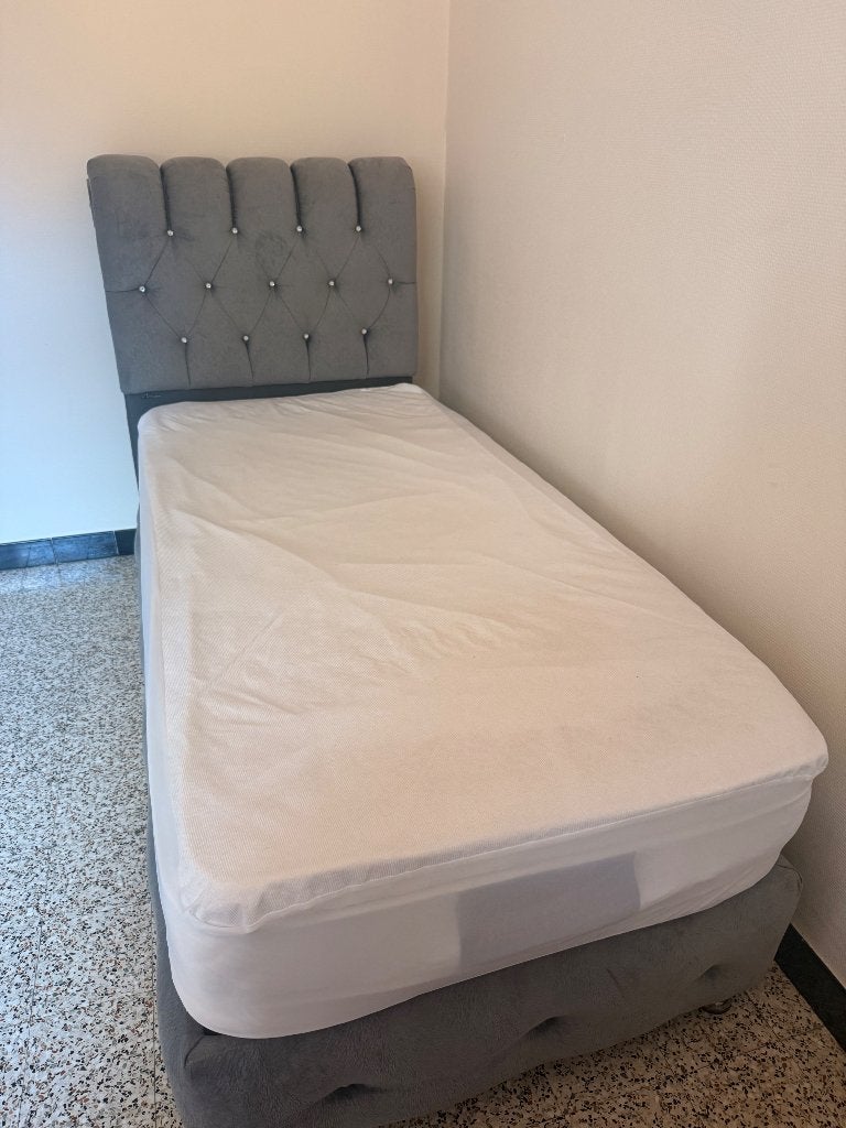 lit coffre, Ophalen, 100 cm, Eenpersoons, Zo goed als nieuw