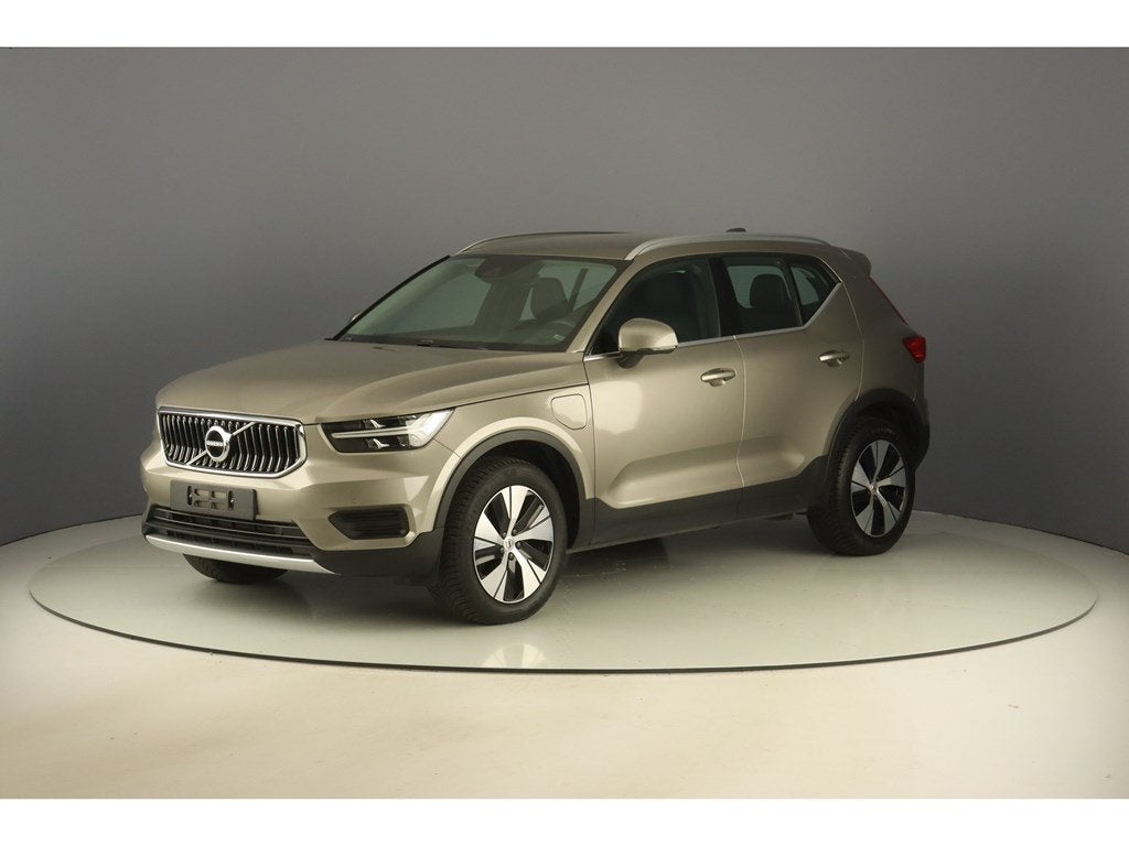 Volvo XC40 1.5T4 Recharge 211pk Inscription, 5 zetels, Hybride Elektrisch/Benzine, SUV of Terreinwagen, Te koop