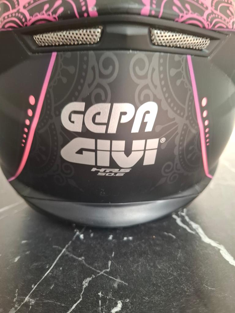 Te koop Givi helm maat M 57 58, Ophalen, M