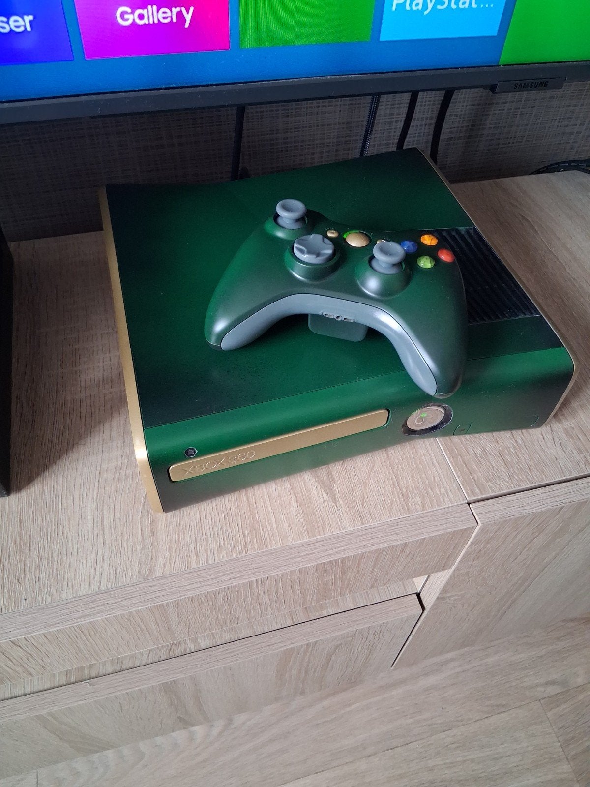 xbox 360s met games en controller lees beschrijving, Games en Spelcomputers, Verzenden, Refurbished, Met 1 controller, 250 GB