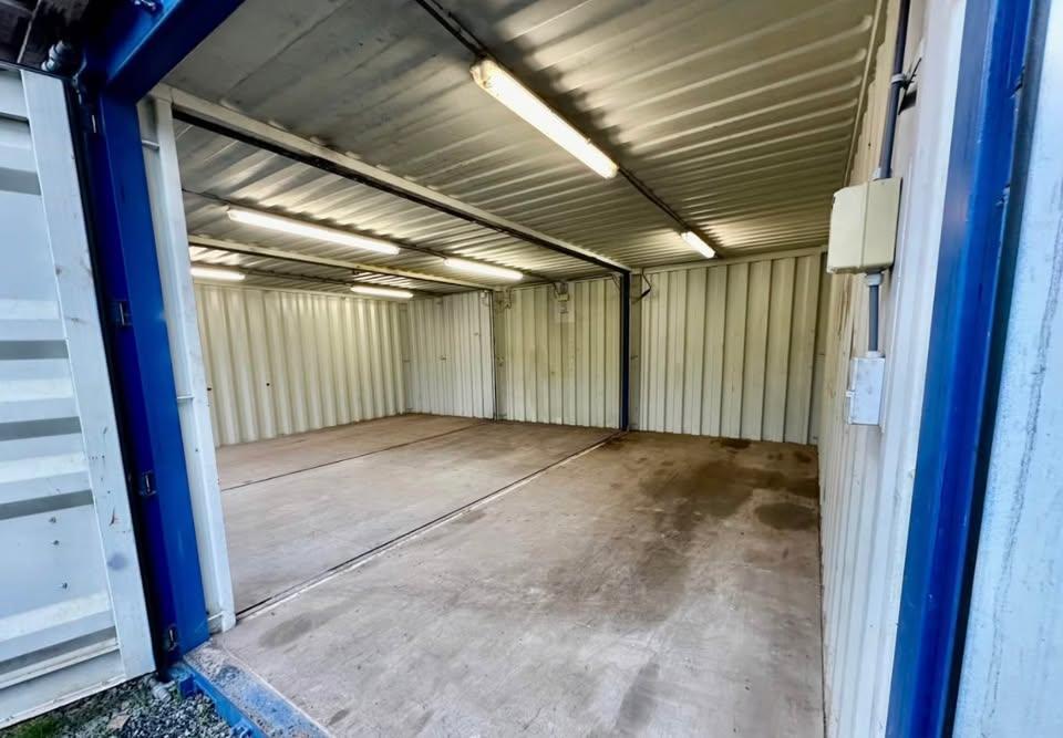 Container triple a louer, Immo, Garages en Parkeerplaatsen, Provincie Henegouwen