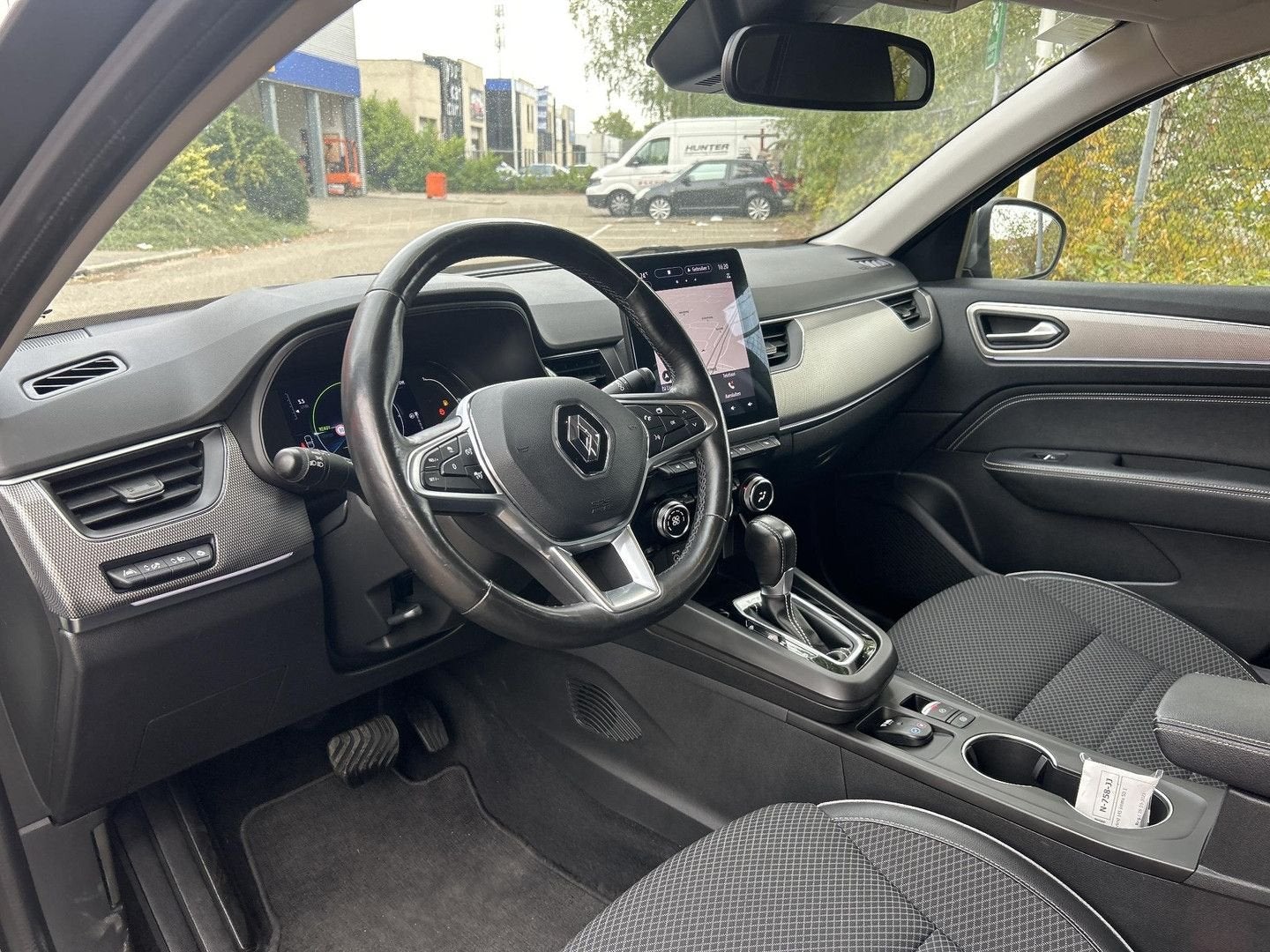 Renault Arkana 1.6 E-Tech Hybrid 145 Intens | € 9.900,- NETT, Auto's, Automaat, Arkana, Bedrijf, Hybride Elektrisch/Benzine