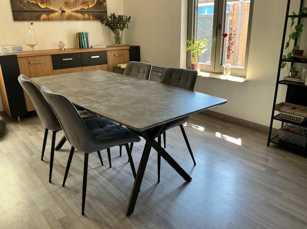 Tafel, Ophalen, Gebruikt, 50 tot 100 cm, 150 tot 200 cm