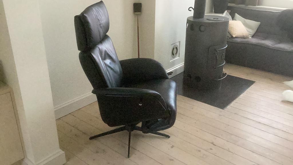 Zwarte relax zetel, Ophalen, Zo goed als nieuw, Hout