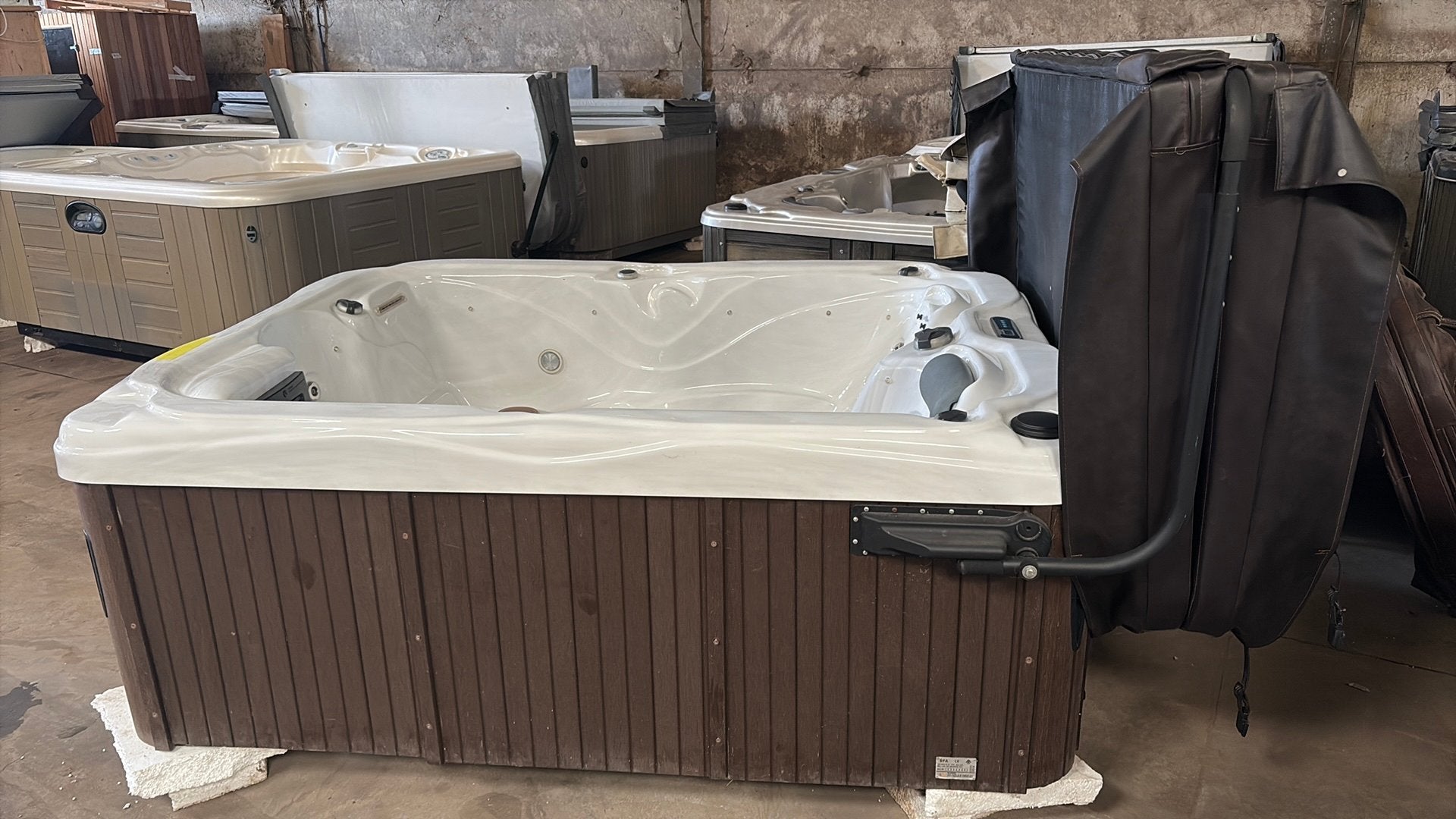 Jacuzzi balboa 3 pers + grantie 1 jaar, Enlèvement