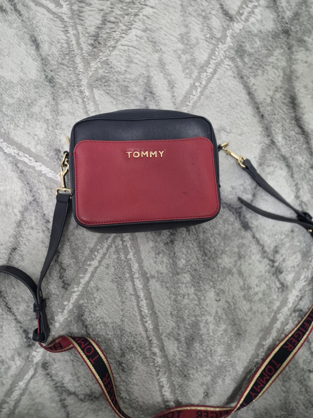 Tommy Hilfiger Original Bag, Rouge, Autres marques, Cuir, Enlèvement ou Envoi